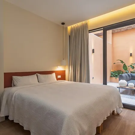 Modern And Luxurous Apartment