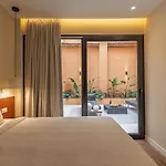 Apartament Saristays Luxe Touch *