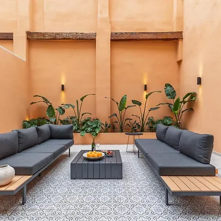 Modern And Luxurous Daire Valensiya
