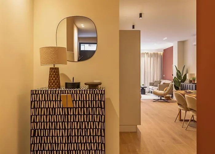 Saristays Luxe Touch Apartamento